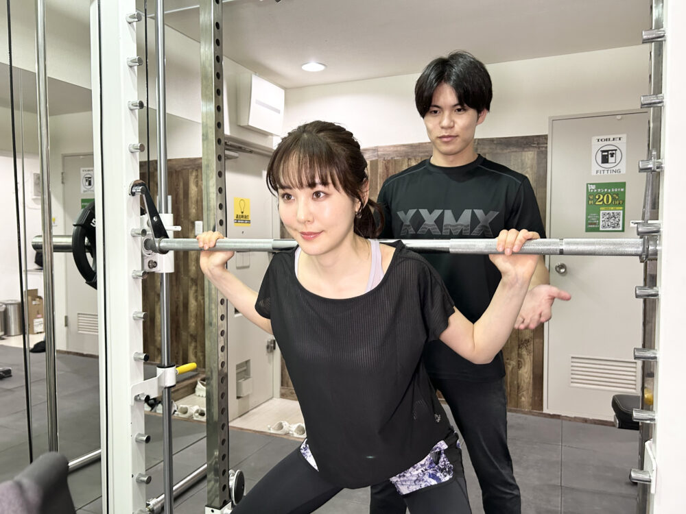 スクワット ダイエット 代謝アップ パーソナルジム